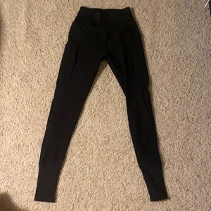 Great condition high waist Alosoft Lounge Alo leggings.